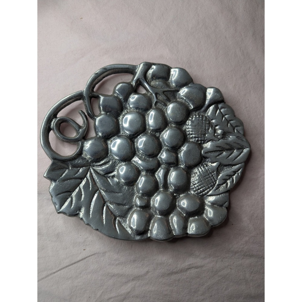Beautiful Metal silver platter serving tray Grapes leaves